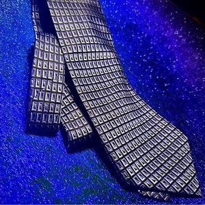 Crazy Horse by Claiborne neck tie